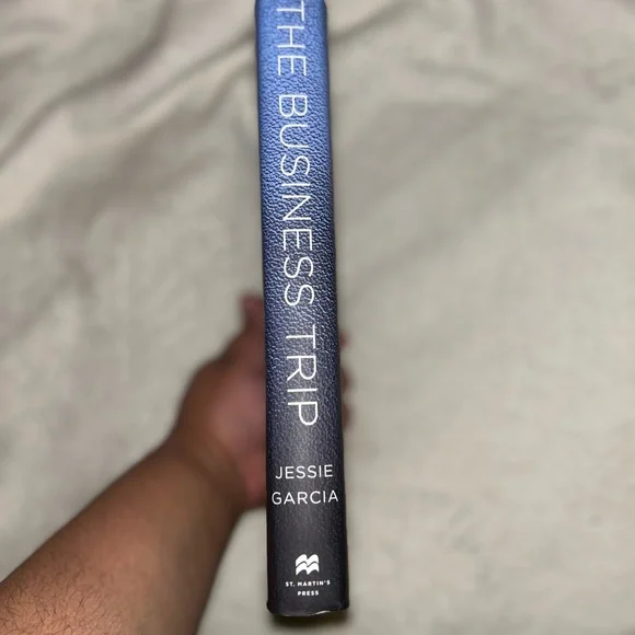 The Business Trip book by Jessie Garcia - Picture 3 of 4